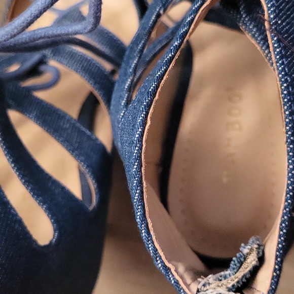 denim lace up heels 6 1/2 - Picture 5 of 8